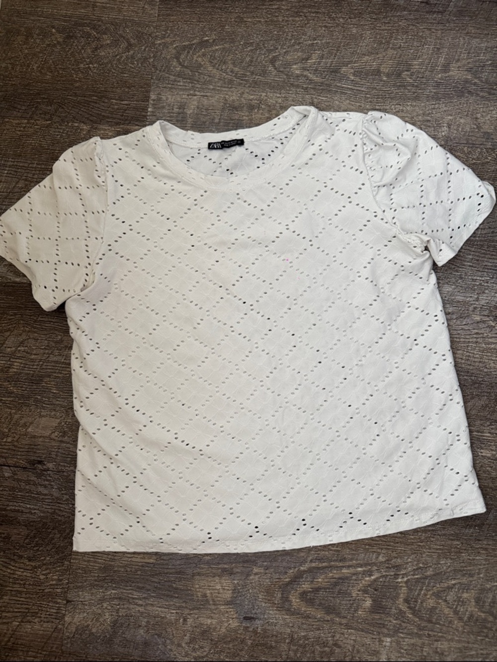 Zara White Eyelet Short Sleeve Tee